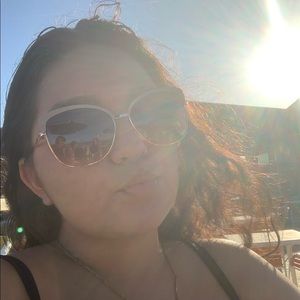 Meet your Posher, Grace